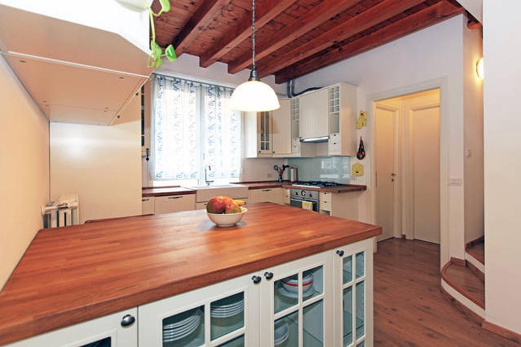 Apartament Navigli Downtown Cocco House Mediolan Pokój zdjęcie