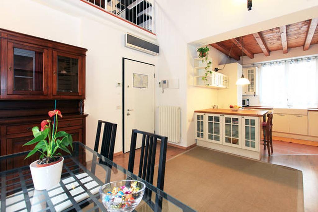 Apartament Navigli Downtown Cocco House Mediolan Pokój zdjęcie