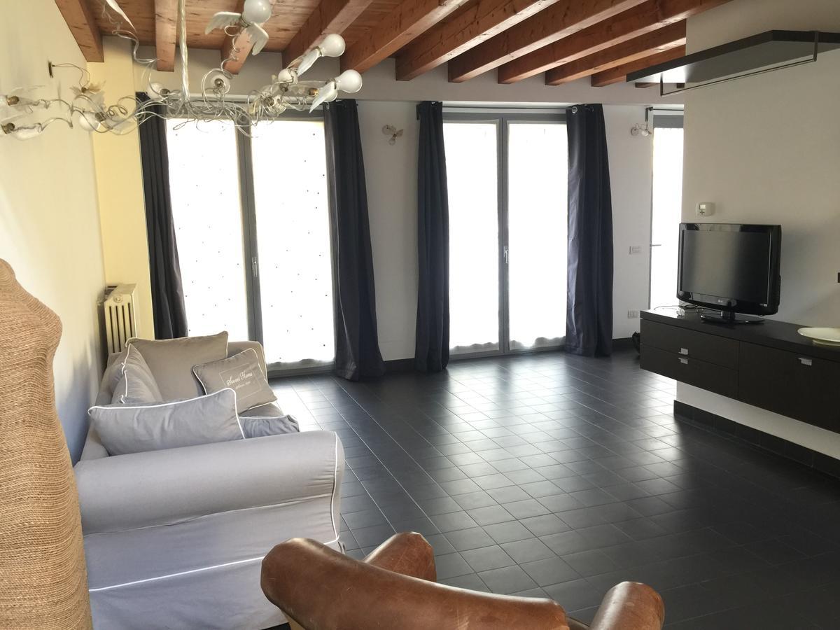 Apartament Navigli Downtown Cocco House Mediolan Zewnętrze zdjęcie
